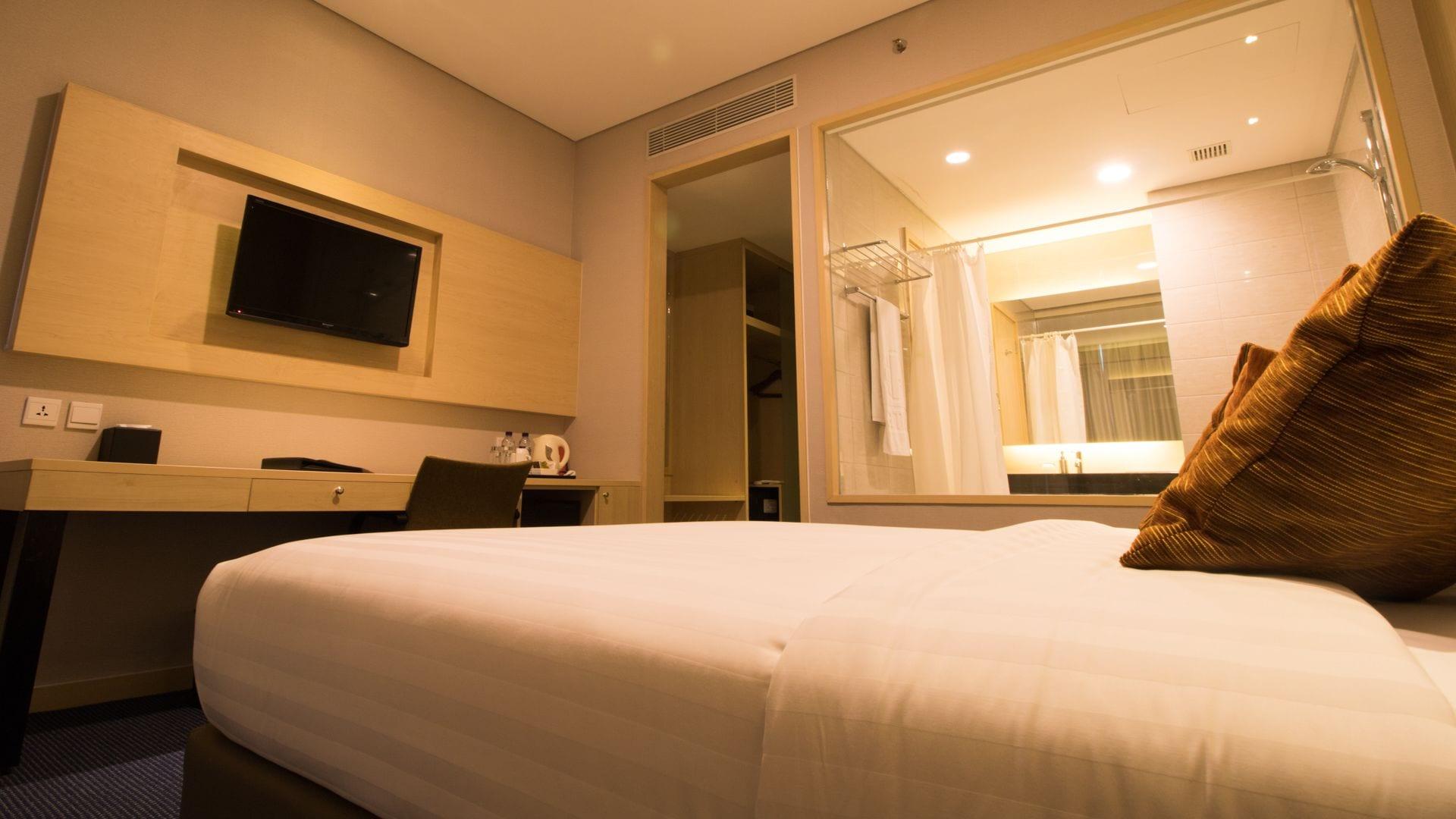 Gtv Hotel Cikarang Extérieur photo
