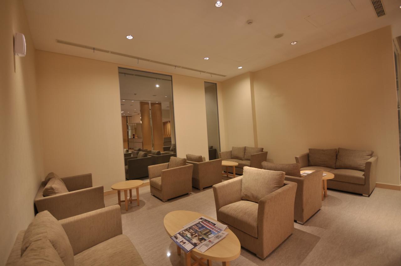 Gtv Hotel Cikarang Extérieur photo
