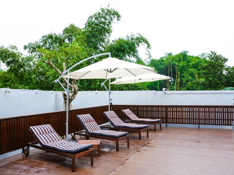 Gtv Hotel Cikarang Extérieur photo