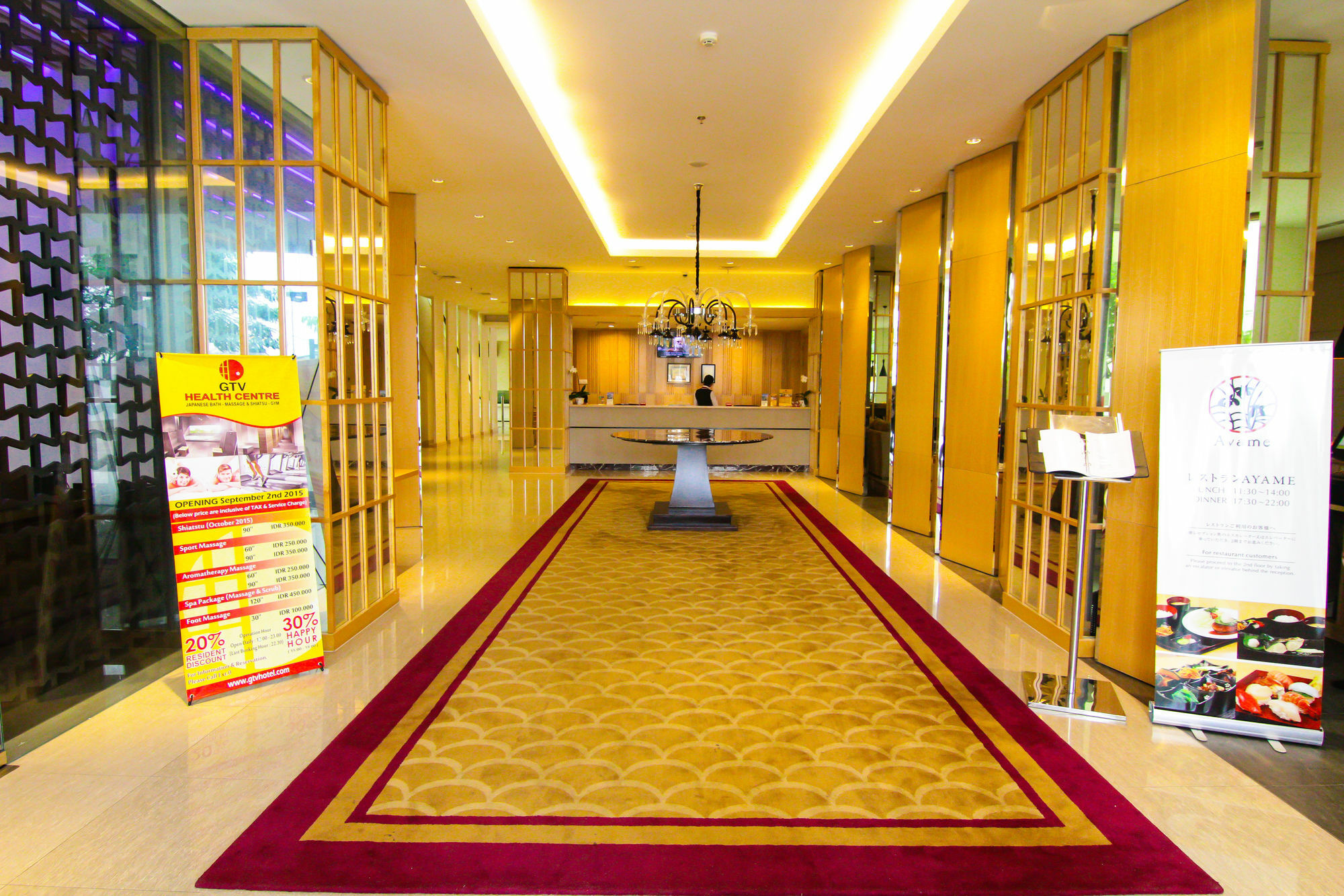 Gtv Hotel Cikarang Extérieur photo